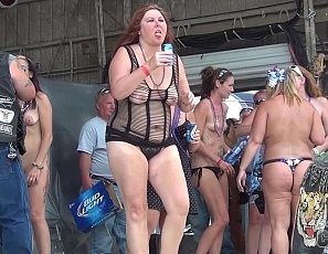 012314_abate_of_iowa_biker_rally_2013_milf_wet_tshirt_contest