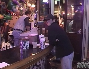 041003_home_video_shot_at_mardi_gras_new_orleans_festival_girls_flashing_tits_for_beads